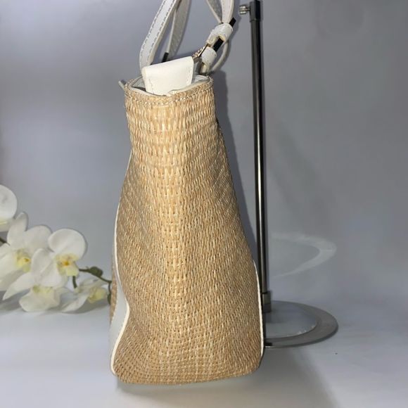 Urban Expressions Straw Tote Bag - Picture 3 of 8